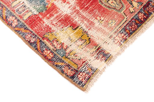 Central medallion detail of 1971s Vintage rug from Iran / Persia