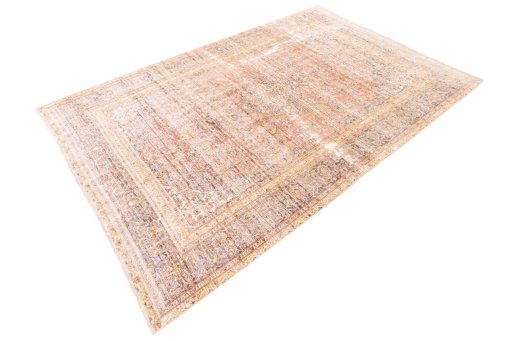 Corner detail of 1975s Vintage rug showing border pattern and Wool pile
