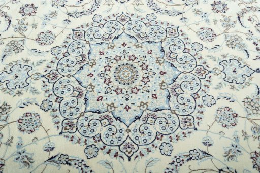 Central medallion detail of 2000s Nain rug from Iran / Persia