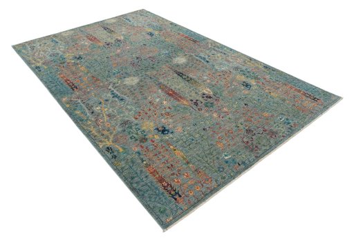 Corner detail of New Haj-jalili rug showing border pattern and Wool pile