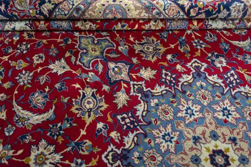 Close-up detail of 2000s Najafabad rug from Iran / Persia showing Wool weave