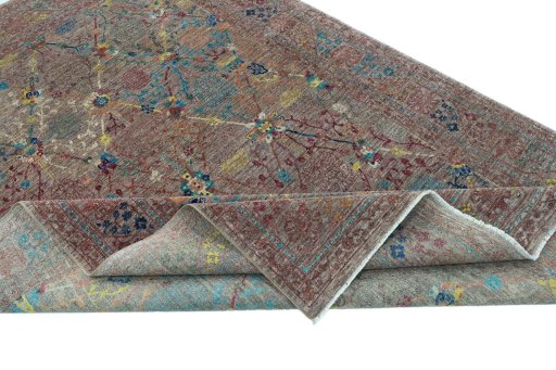 Central medallion detail of New Haj-jalili rug from Pakistan