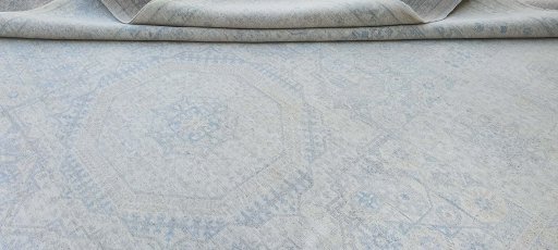 Close-up detail of New Mamluk rug from Pakistan showing Wool weave