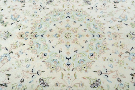 Central medallion detail of New Kashan rug from Iran / Persia
