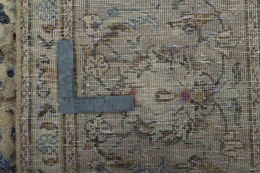 Close-up detail of 1950s Vintage rug from Pakistan showing Wool weave