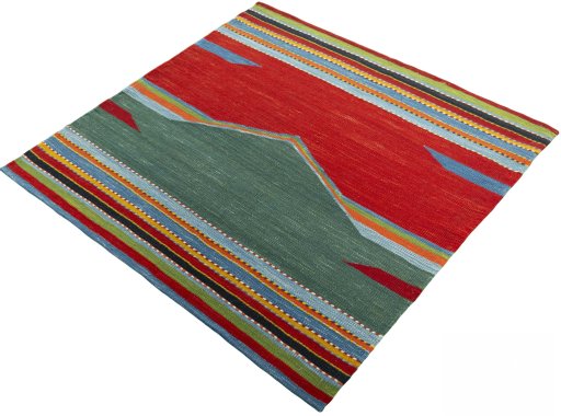 Corner detail of New Kilim Sofre rug showing border pattern and Wool pile