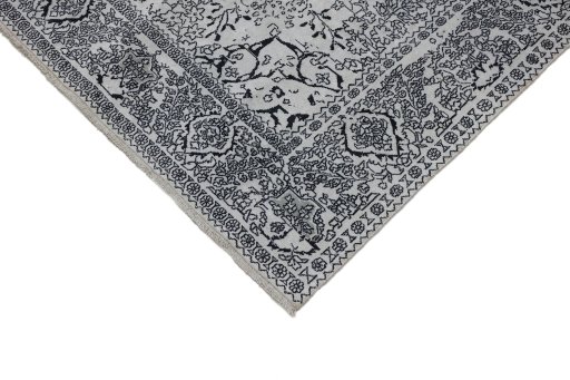 Backside of handmade 1990s Cashmere Silk rug showing knot structure and weave density