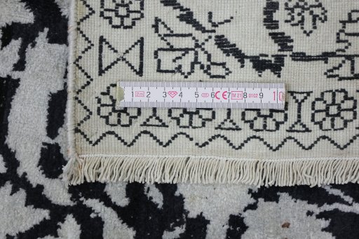 Full view of 1990s Cashmere Silk rug from India, 327 × 243 cm in Gray tones