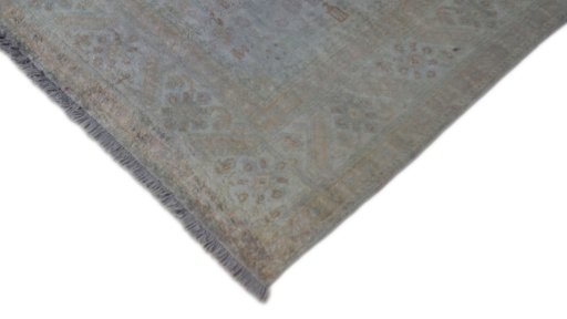 Backside of handmade 1950s Kayseri Silk rug showing knot structure and weave density