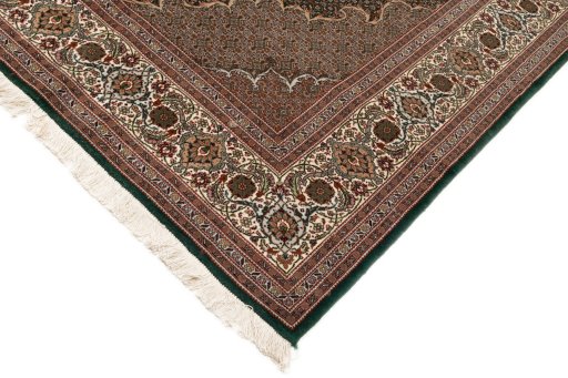 Central medallion detail of 2019s Tabriz Silk rug from Iran / Persia