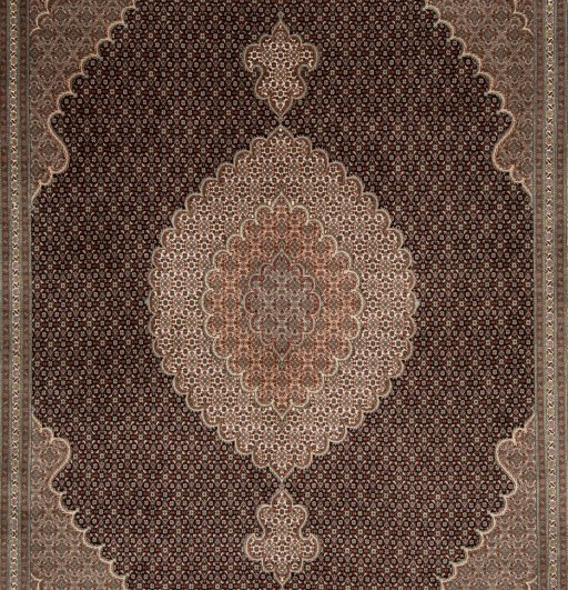 Corner detail of New Tabriz Silk rug showing border pattern and Wool pile