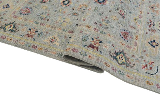 Close-up detail of New Farahan rug from Pakistan showing Wool weave
