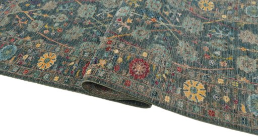 Close-up detail of New Farahan rug from Pakistan showing Wool weave