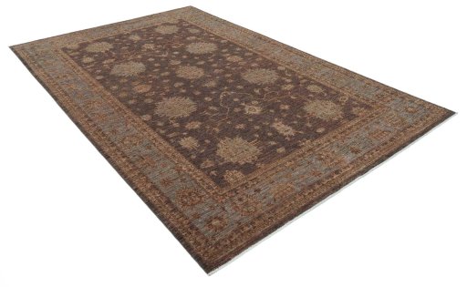 Corner detail of New Farahan rug showing border pattern and Wool pile