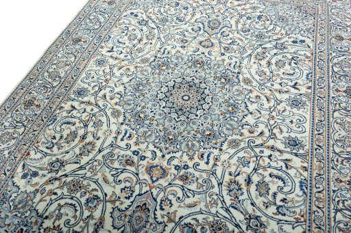 Backside of handmade 2000s Kashmar rug showing knot structure and weave density