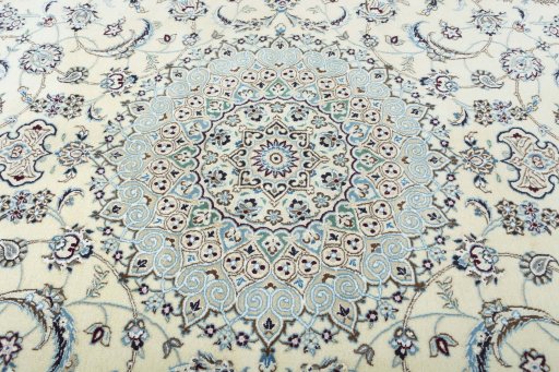 Central medallion detail of 2000s Nain rug from Iran / Persia