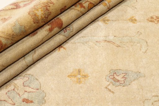 Close-up detail of 1990s Oushak rug from India showing Wool weave