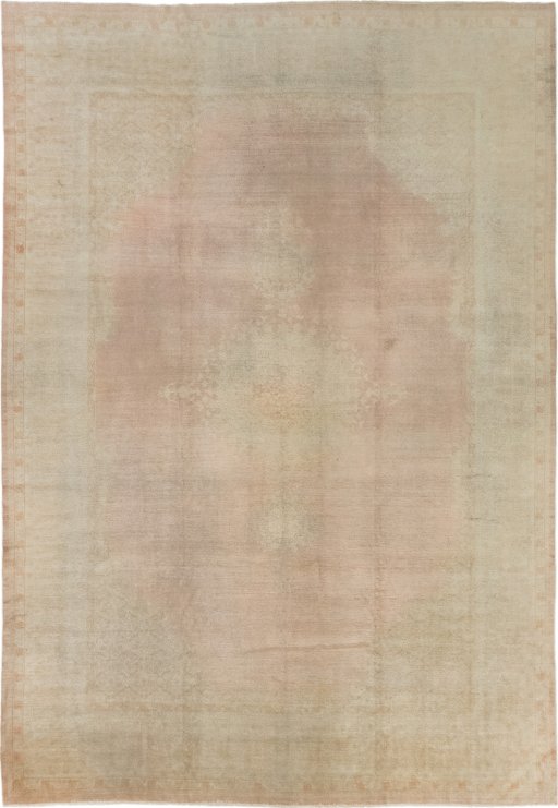 Full view of 1920s Oushak rug from Turkey, 427 × 297 cm in Pink tones