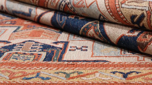 Close-up detail of 1980s Sumakh rug from Iran / Persia showing Wool weave
