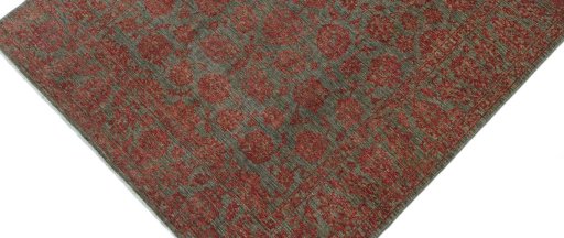Backside of handmade New Farahan rug showing knot structure and weave density
