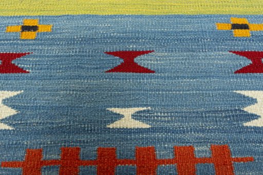Backside of handmade New Kilim Sofre rug showing knot structure and weave density