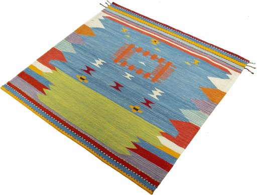 Corner detail of New Kilim Sofre rug showing border pattern and Wool pile