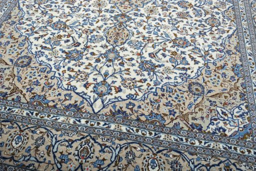 Close-up detail of 2000s Kashan rug from Iran / Persia showing Wool weave