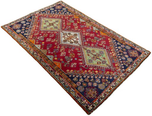 Close-up detail of 2000s Shiraz rug from Iran / Persia showing Wool weave