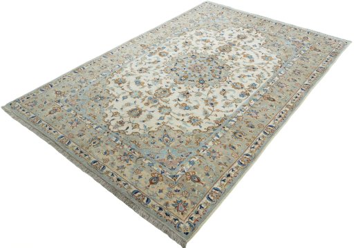 Corner detail of New Kashan rug showing border pattern and Wool pile