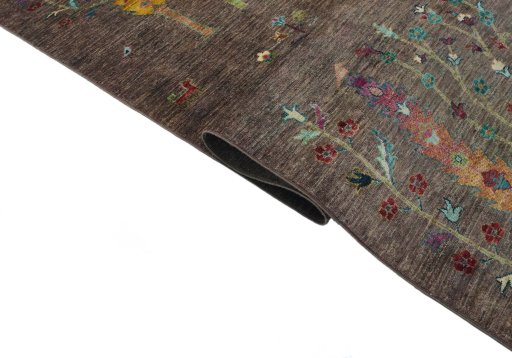 Close-up detail of New Farahan rug from Pakistan showing Wool weave