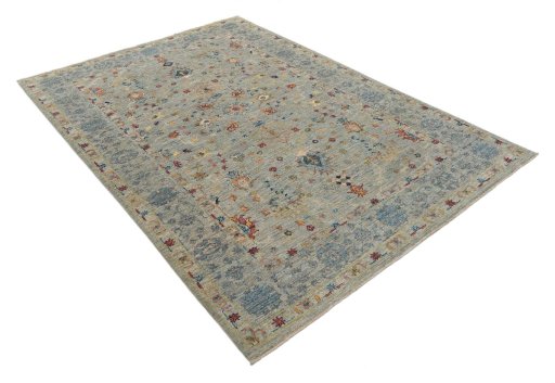 Corner detail of New Farahan rug showing border pattern and Wool pile