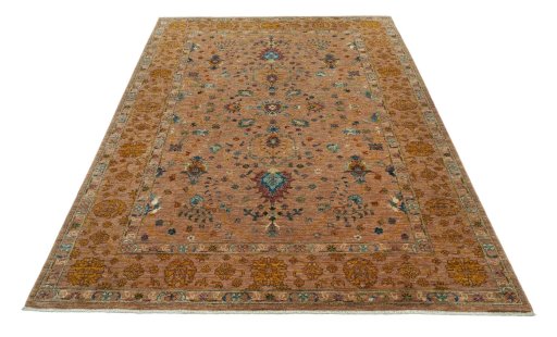 Surface texture of New Farahan rug with natural Wool and intricate pattern