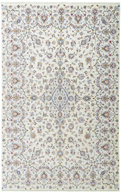 Full view of New Kashan rug from Iran / Persia, 305 × 194 cm in Beige tones