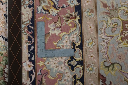 Central medallion detail of New Tabriz 50/60/70 Raj rug from Iran / Persia