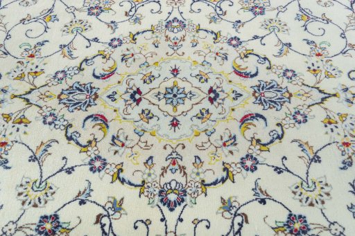 Central medallion detail of New Kashan rug from Iran / Persia