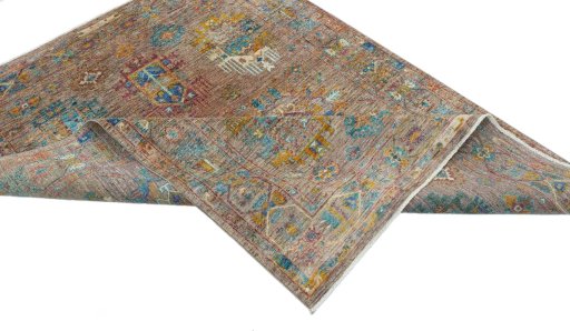 Central medallion detail of New Farahan rug from Pakistan
