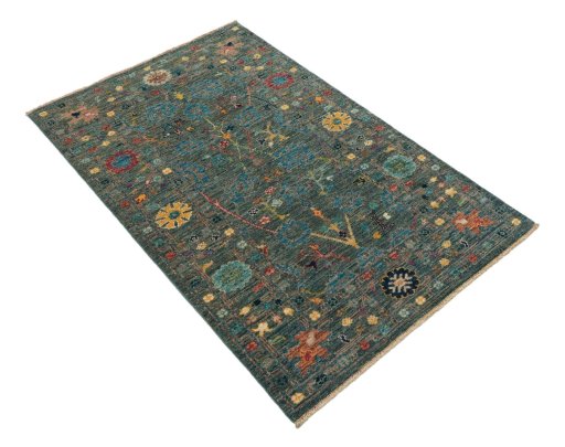 Corner detail of New Farahan rug showing border pattern and Wool pile