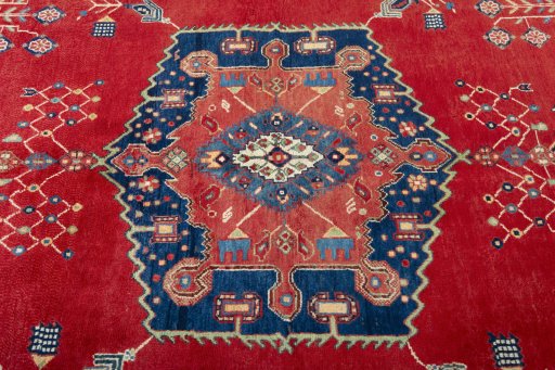 Central medallion detail of 2000s Sirjan rug from Iran / Persia
