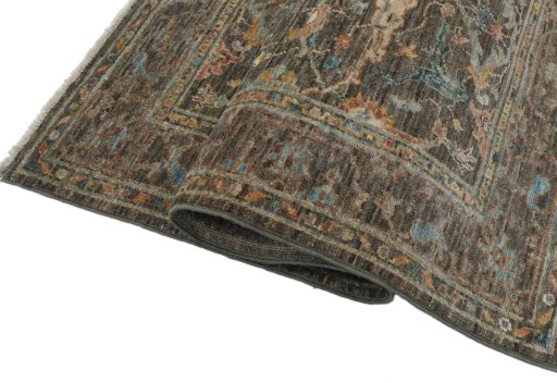 Close-up detail of New Farahan rug from Pakistan showing Wool weave