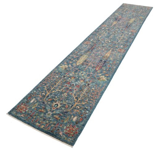 Close-up detail of New Haj-jalili rug from Pakistan showing Wool weave