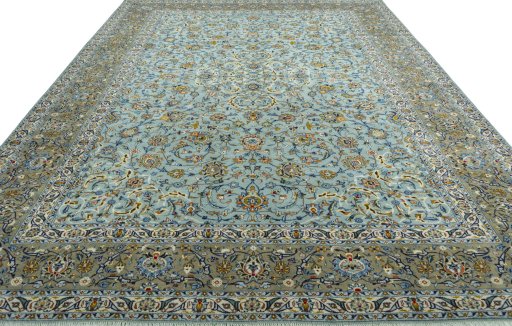 Surface texture of 2000s Kashan rug with natural Wool and intricate pattern