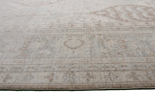 Close-up detail of New Farahan rug from Pakistan showing Wool weave