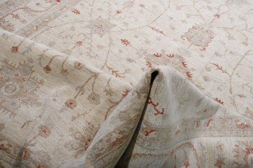 Close-up detail of New Farahan rug from Pakistan showing Wool weave