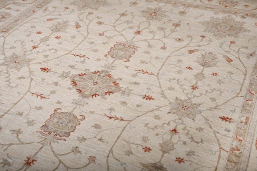 Close-up detail of New Farahan rug from Pakistan showing Wool weave