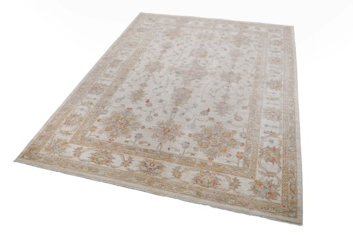 Close-up detail of New Farahan rug from Pakistan showing Wool weave
