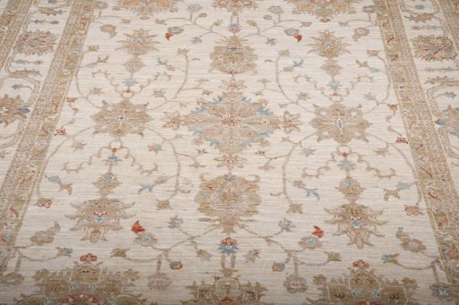 Backside of handmade New Farahan rug showing knot structure and weave density