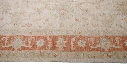 Close-up detail of New Farahan rug from Pakistan showing Wool weave
