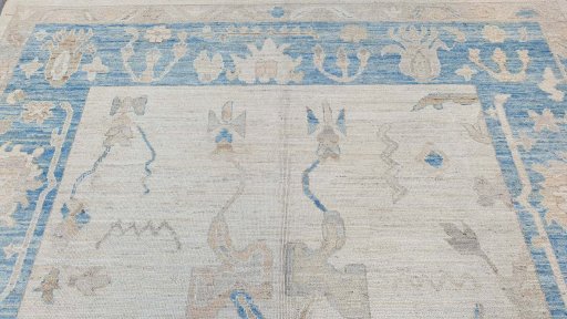 Full view of New Farahan rug from Pakistan, 367 × 276 cm in Beige tones