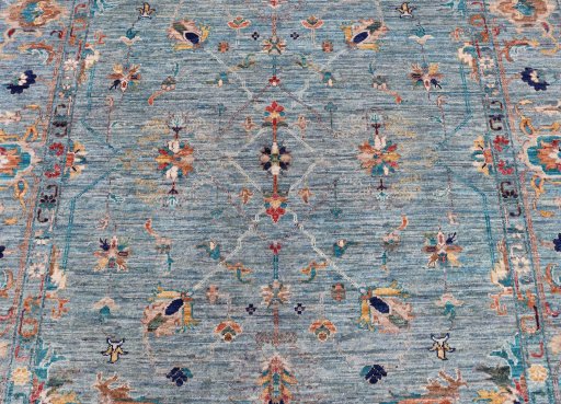 Central medallion detail of New Farahan rug from Pakistan