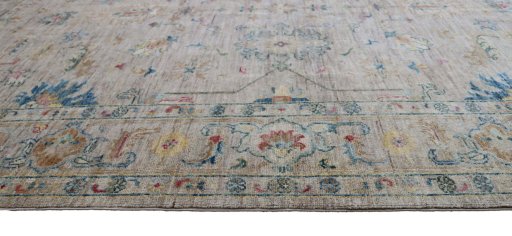 Close-up detail of New Farahan rug from Pakistan showing Wool weave